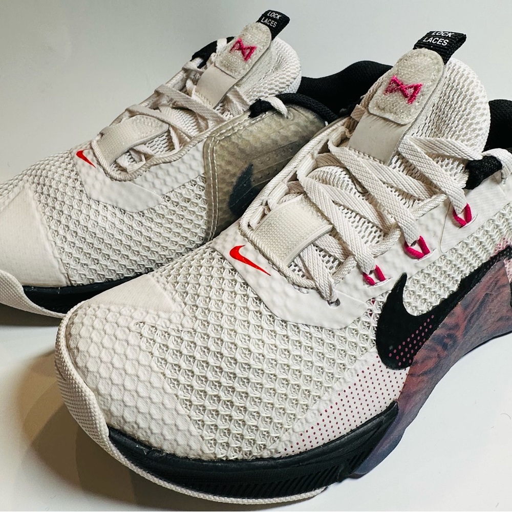 Nike Women’s Metcon 7 Sneakers